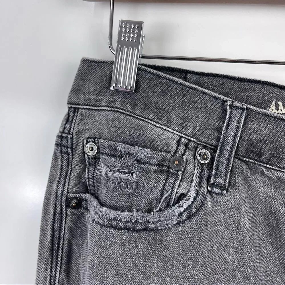 American Eagle Vintage Hi Rise Loose Fit Jeans Destroyed Grey Size 6 Grunge Punk